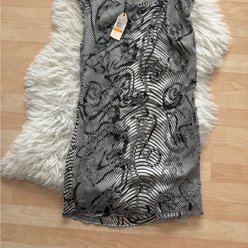 NWT Studio M Black and White Printed Dress S